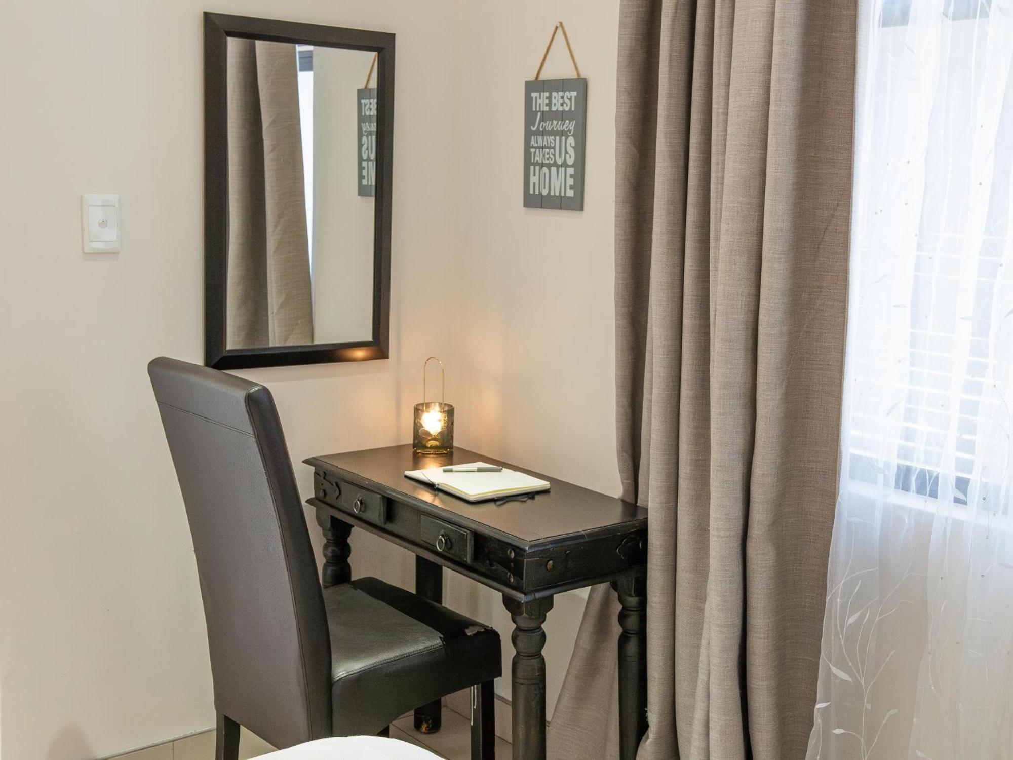 Rieks Van Der Walt Self-Catering Apartment Windhoek Luaran gambar