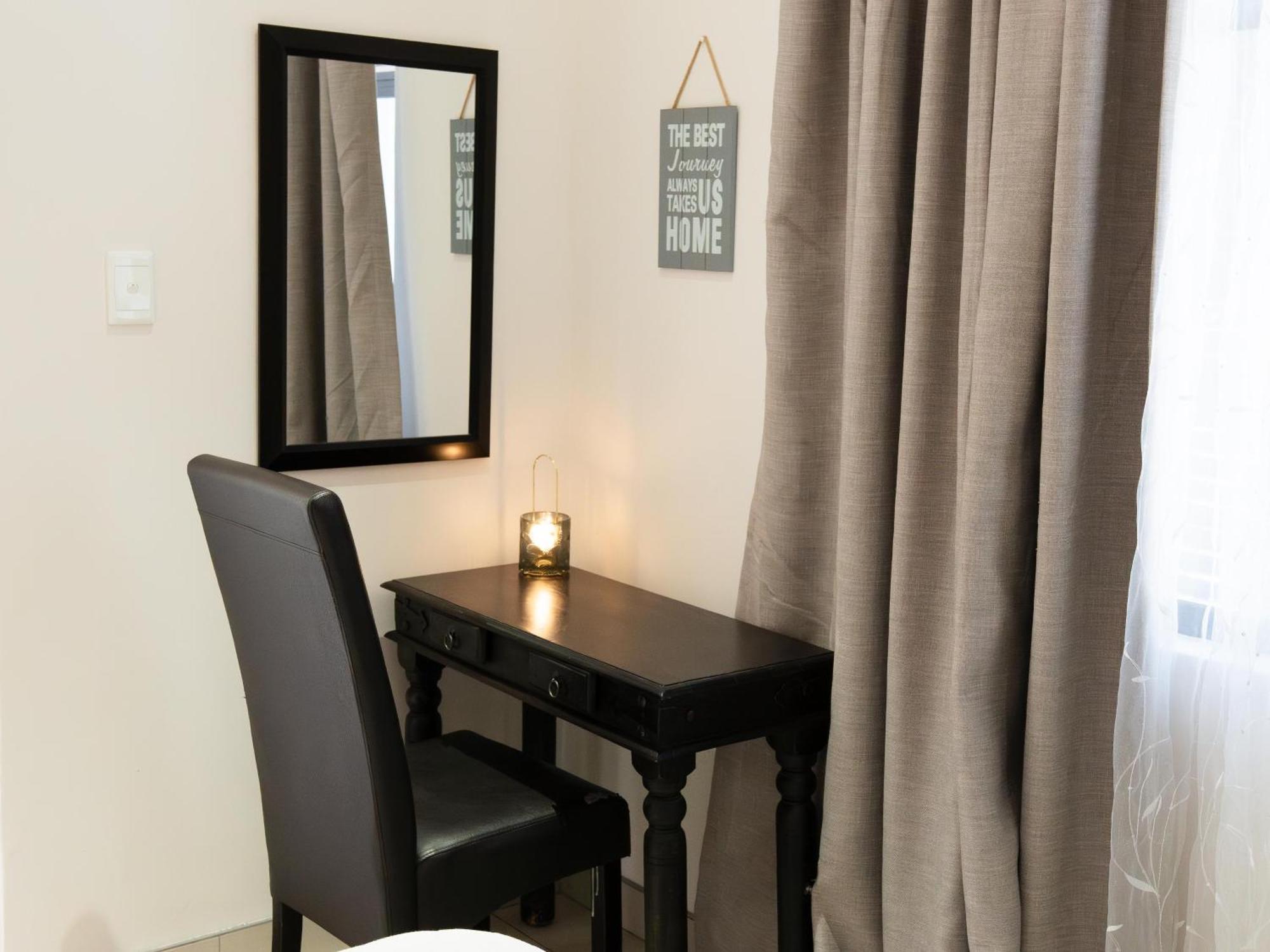 Rieks Van Der Walt Self-Catering Apartment Windhoek Luaran gambar