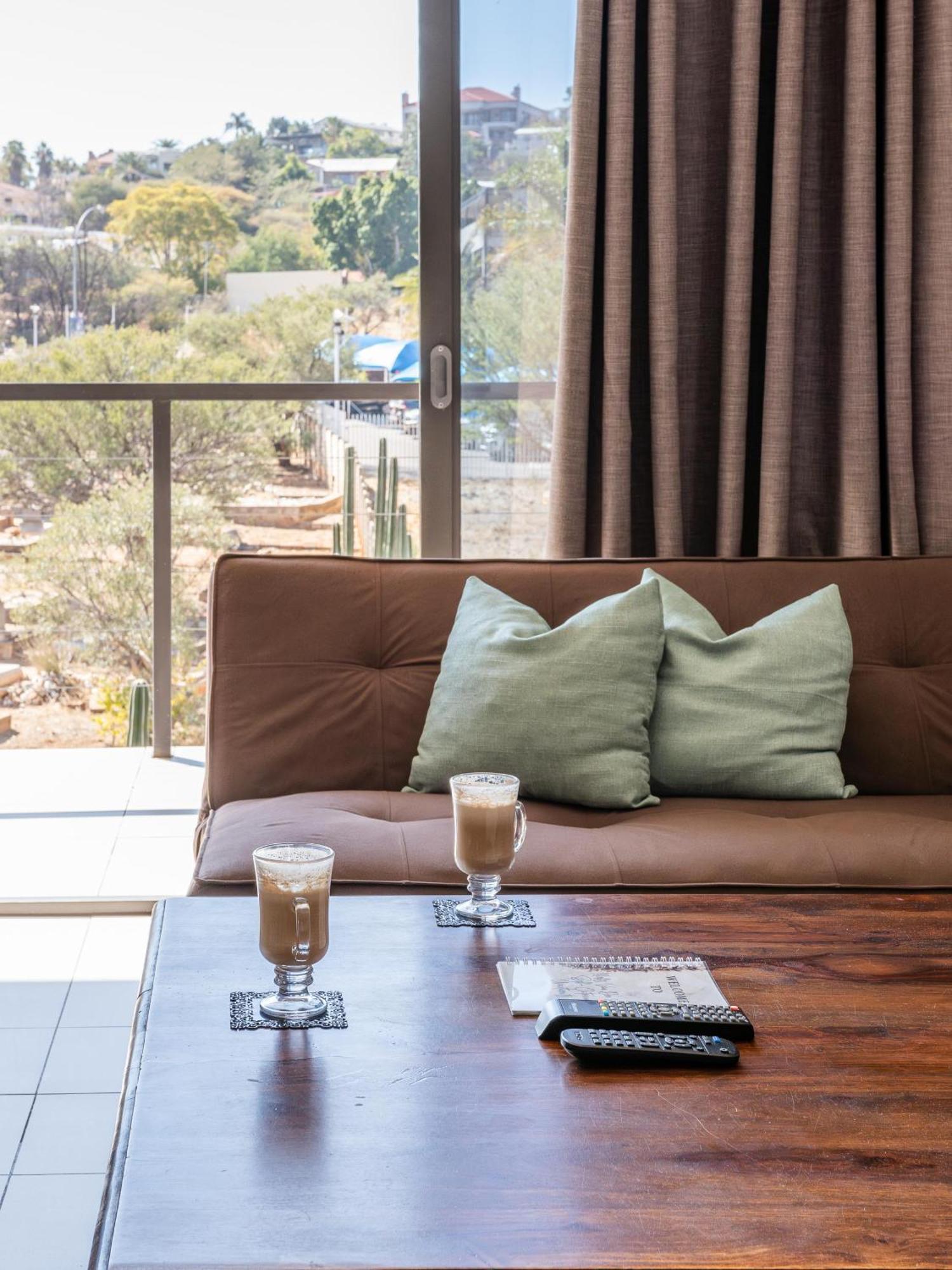 Rieks Van Der Walt Self-Catering Apartment Windhoek Luaran gambar