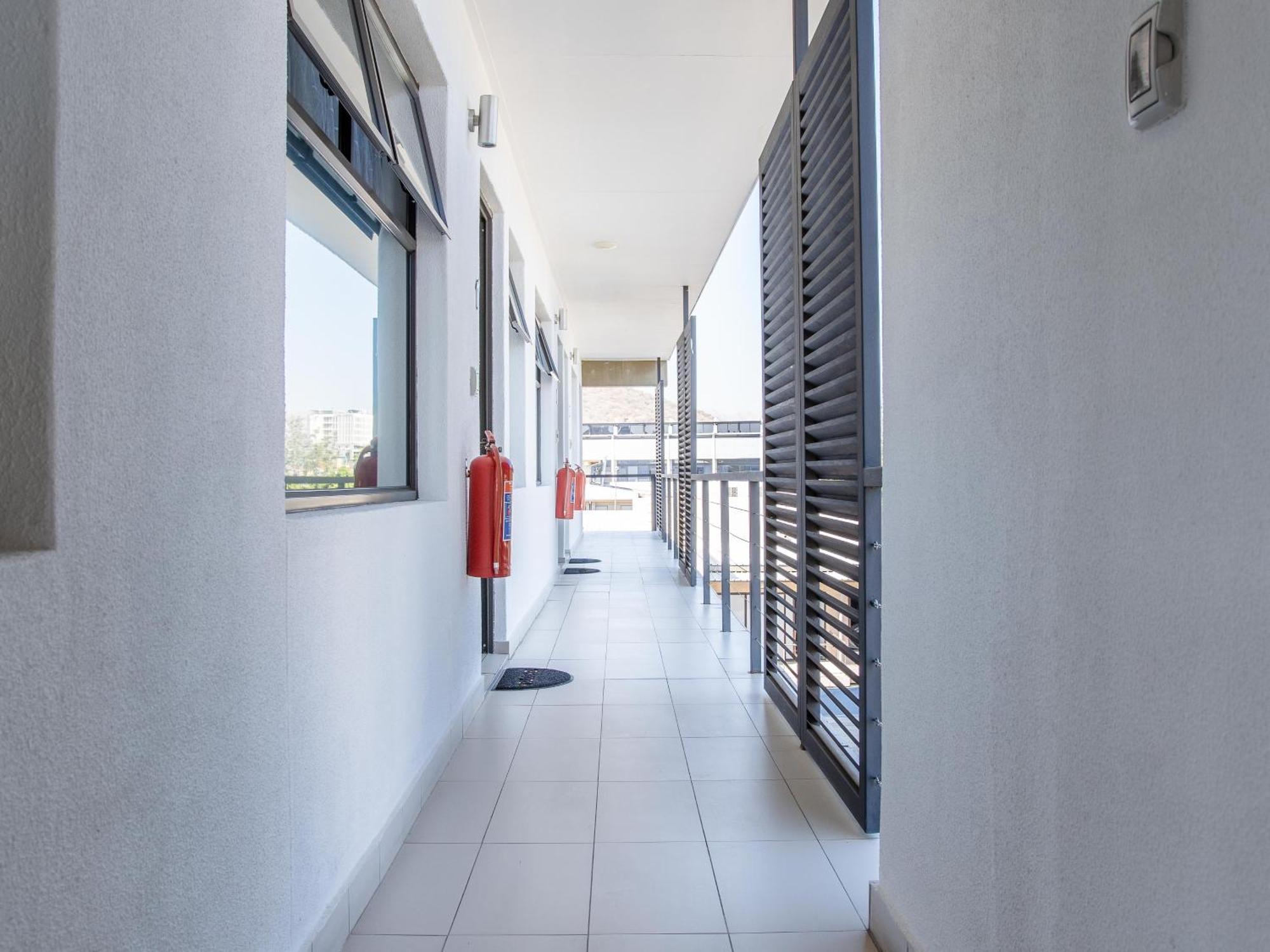 Rieks Van Der Walt Self-Catering Apartment Windhoek Luaran gambar